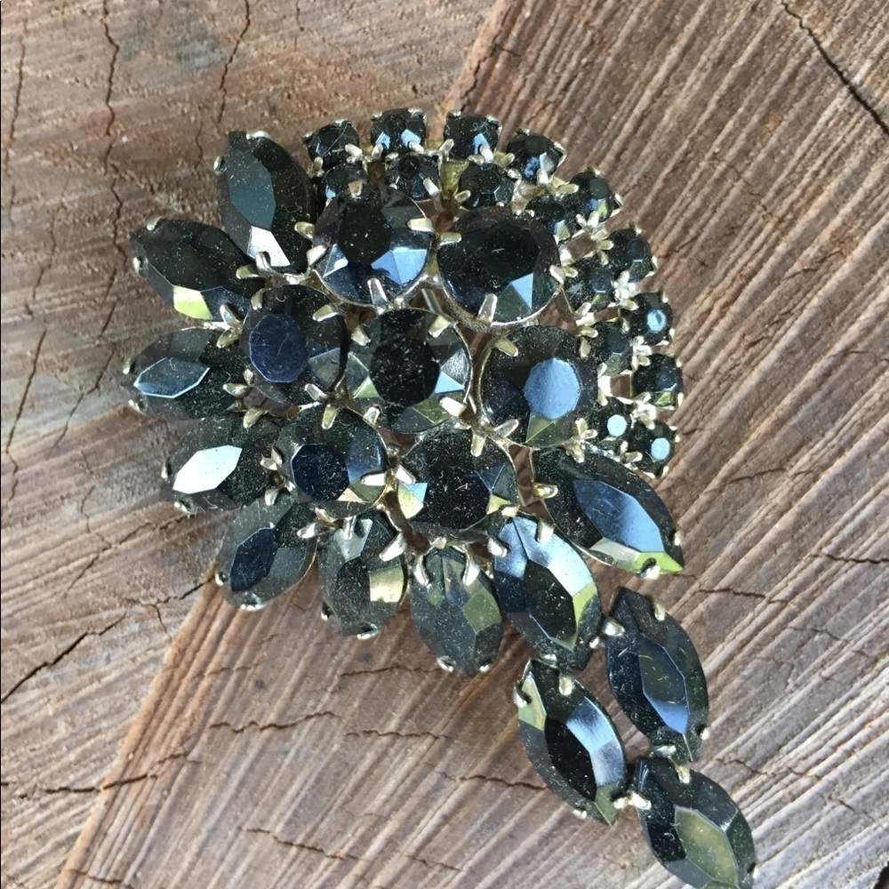 Vintage Black Rhinestone Brooch